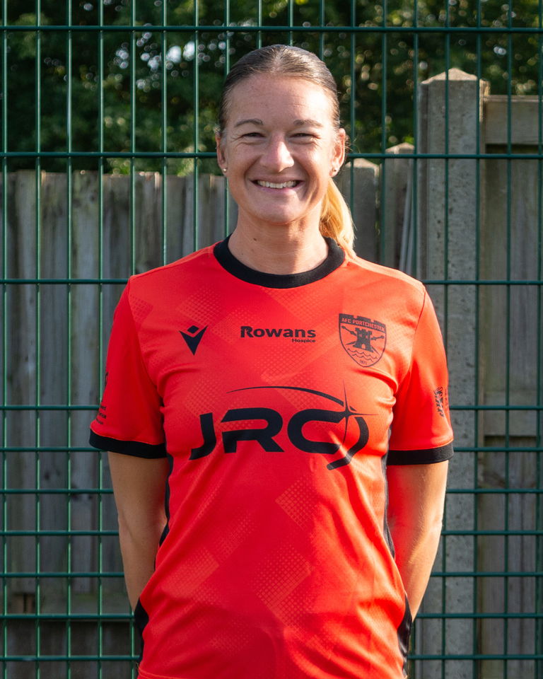 Profile photo of Sophie Bell