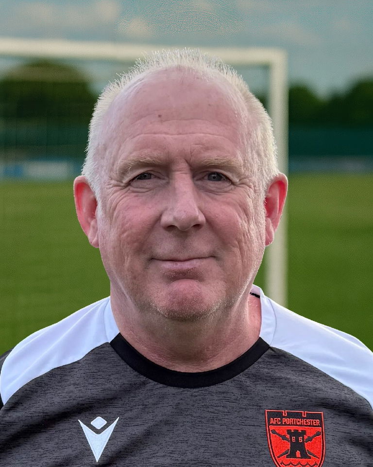 Profile photo of Darren  Robson