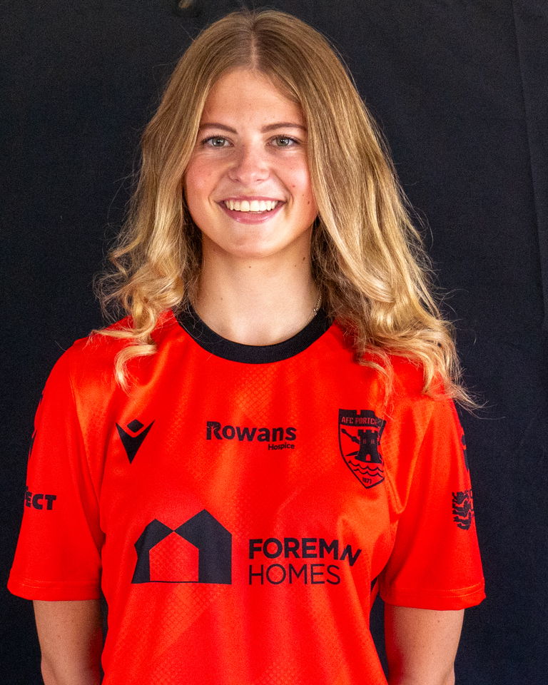 Profile photo of Holly Allen