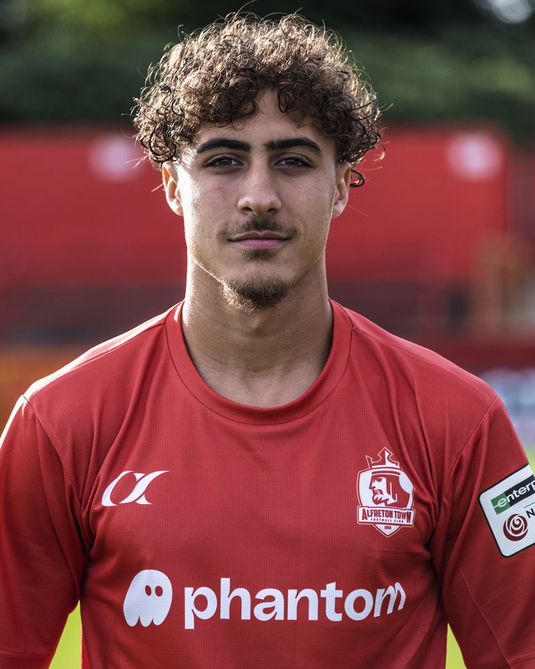 Profile photo of Ross Derham