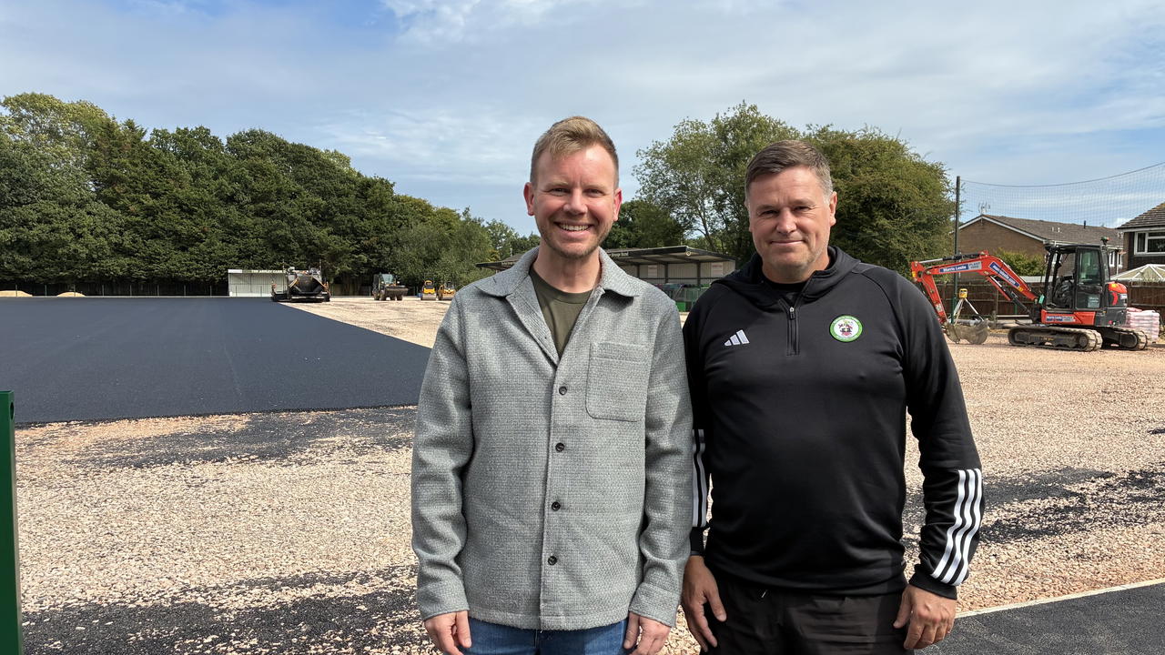 Read the full article - Medical Travel Compared new sponsor of the Hillians stadium