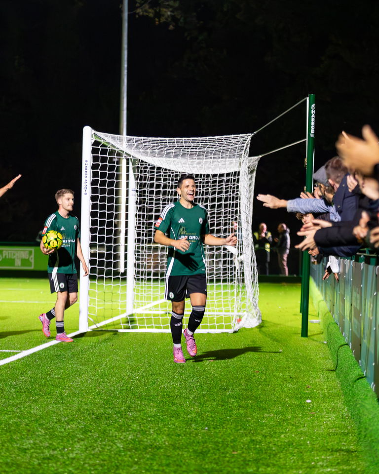 Read the full article - Gallery: Carshalton Athletic (H)