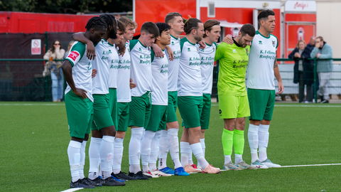 Read the full article - PHOTOS: Hanworth Villa v Rocks