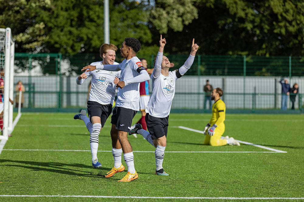Read the full article - City In Pictures: Farnham Town