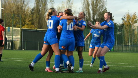 Dartford Women v Benfica