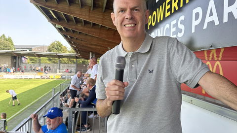 Read the full article - Darts Family: Simon Flitton