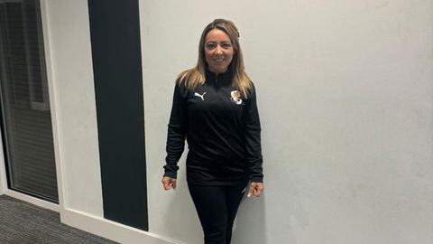 Read the full article - Darts Family: Hayley Thomas