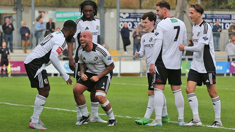 Read the full article - Dartford v Potters Bar: In Photos