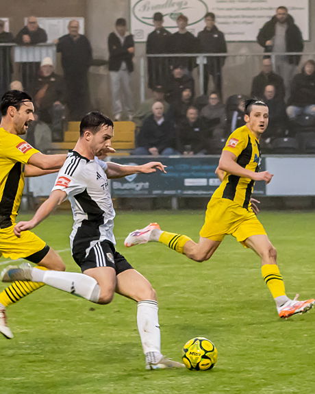 Read the full article - Dartford v Chichester: In Photos