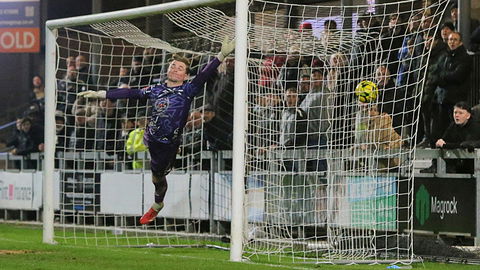 Read the full article - Dartford v Folkestone: In Photos