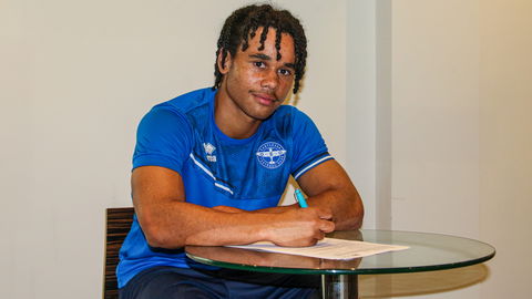 Read the full article - Official: Massiah-Edwards extends stay in Eastleigh
