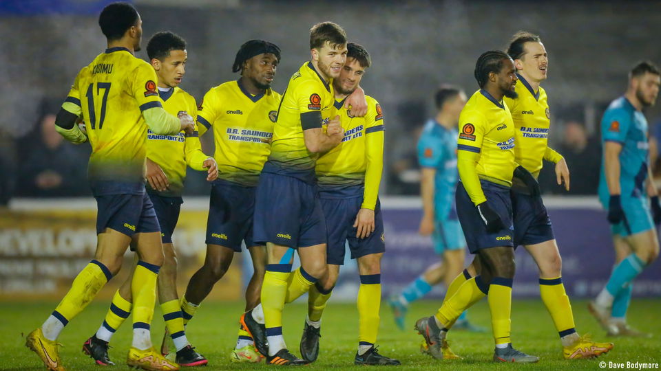 Read the full article - Highlights: Farnborough 2 Braintree Town 2