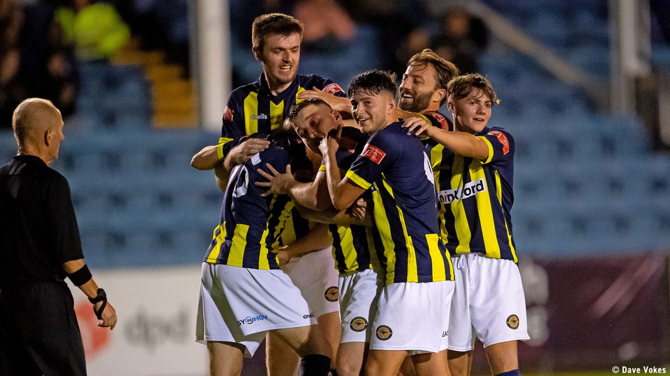 Read the full article - Highlights: Farnborough 3 Folland Sports 4