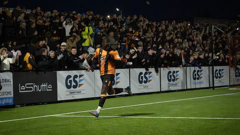 Read the full article - Gallery: Folkestone Invicta 1-0 Brentwood Town (06/12/25)