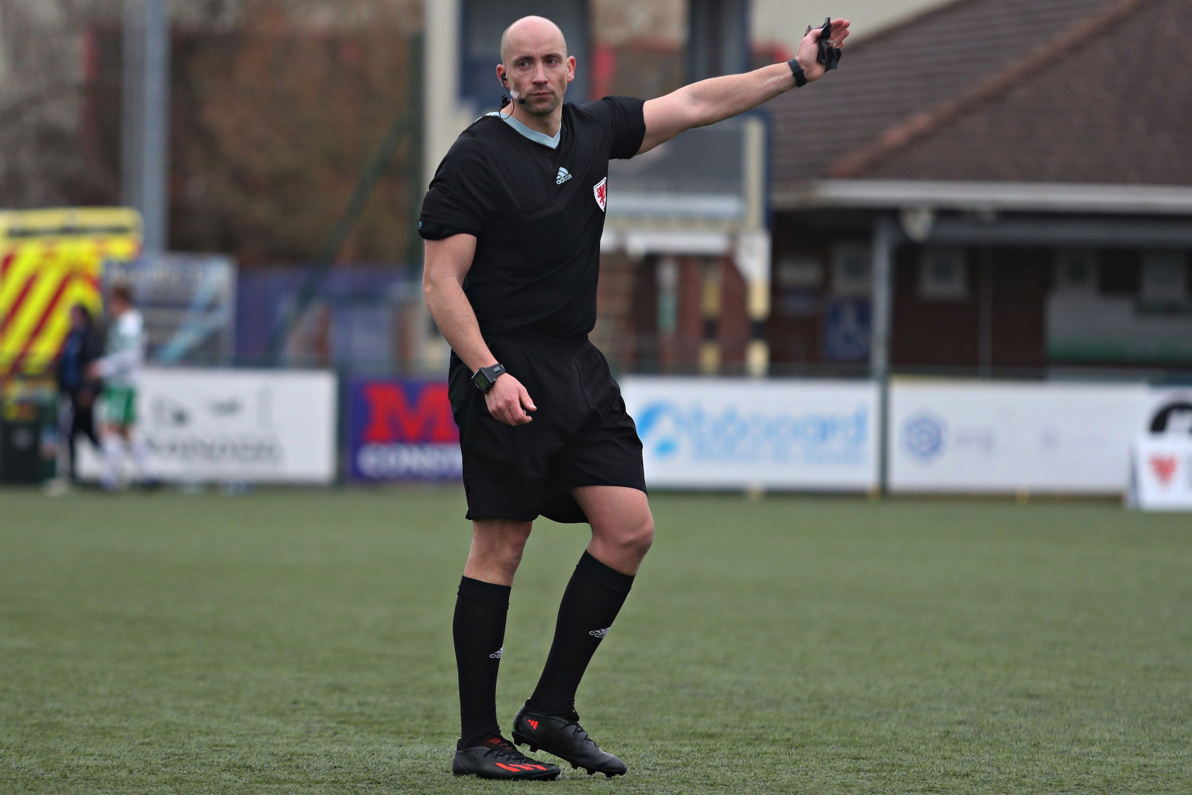 Referee, Richard Wright