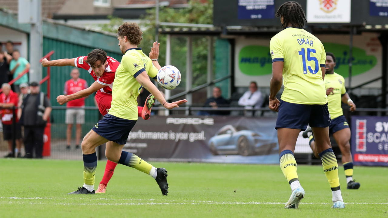 Read the full article - Gallery: Farnborough (H)