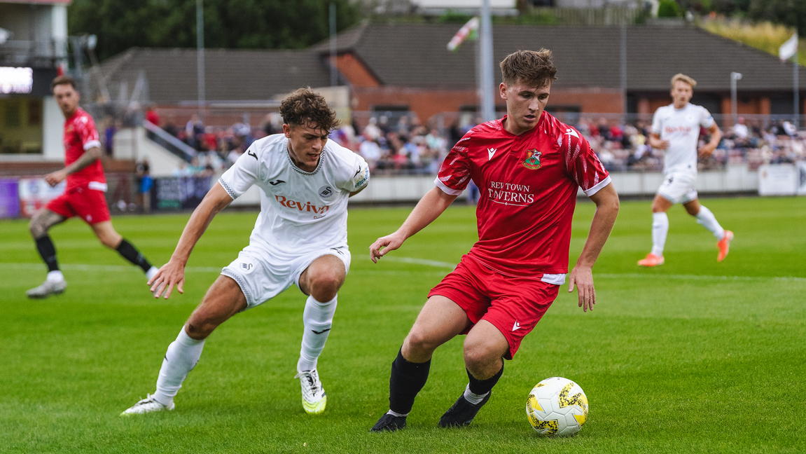 Read the full article - GALLERY: Llanelli Town vs Swansea City U21s Pre Season