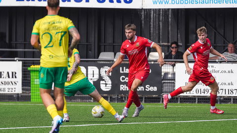 Read the full article - Report: Caernarfon Town 6-1 Llanelli Town