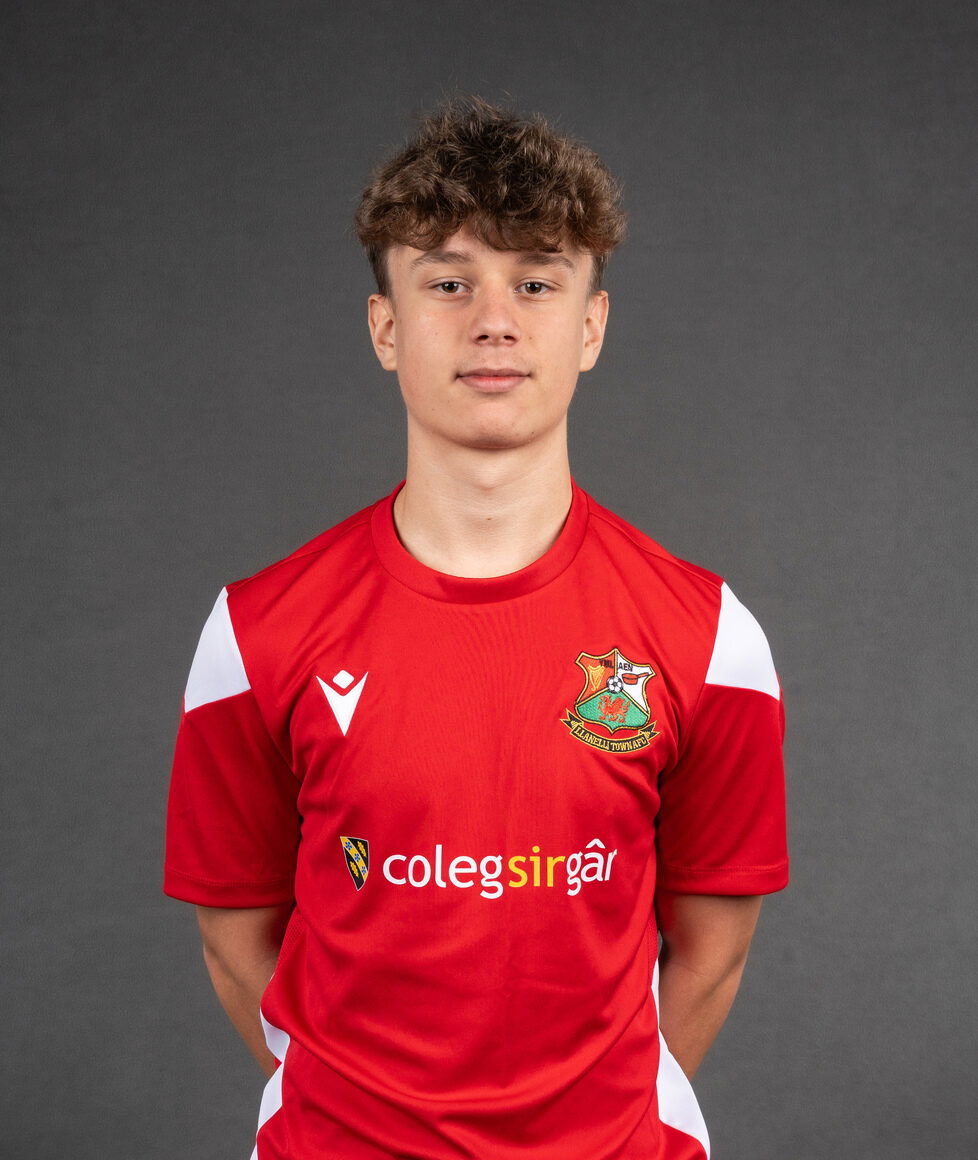 Profile photo of Lewys Davies