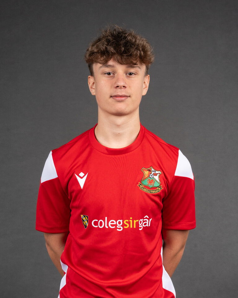 Profile photo of Lewys Davies