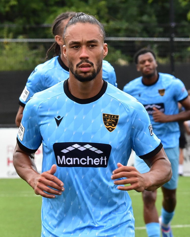 Read the full article - Gallery: Cray vs. Maidstone Utd