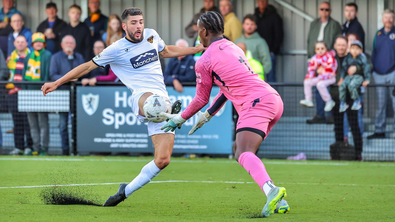 Tom Leahy's Late Winner Keeps Maidstone United Top of National League South
