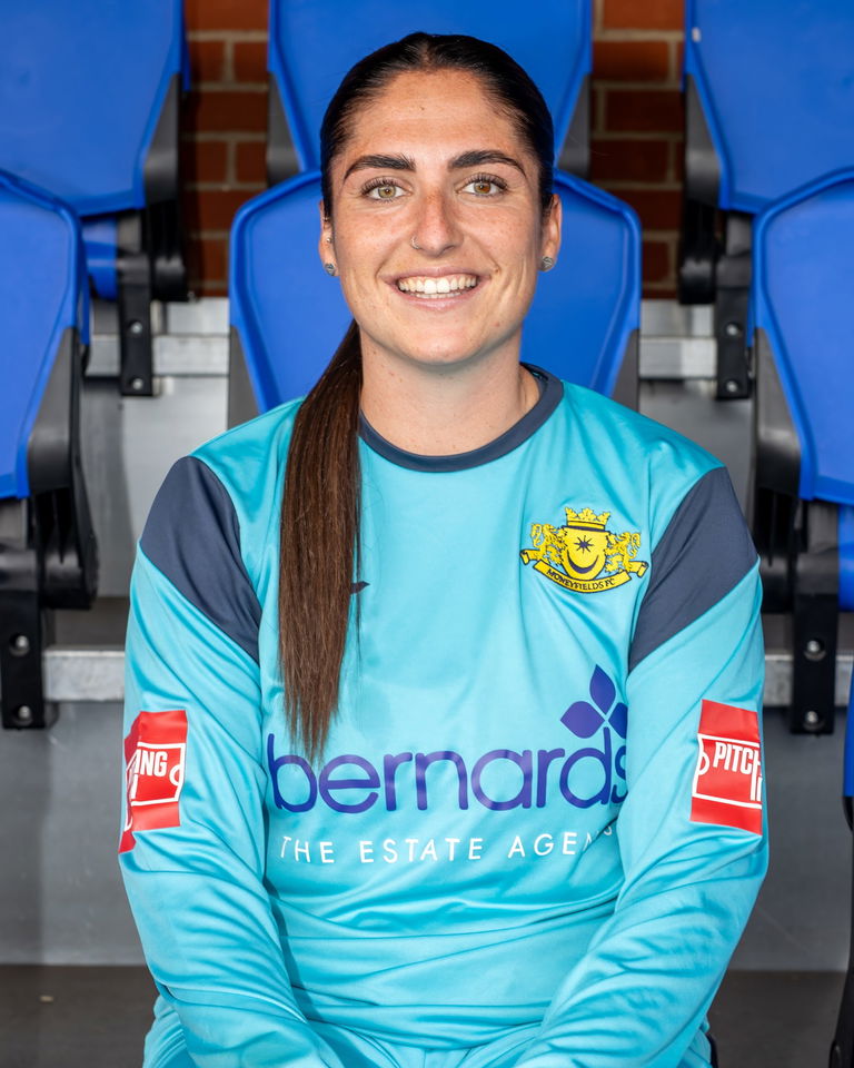 Profile photo of Poppy Shine