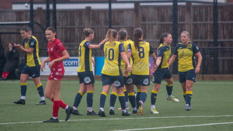 Read the full article - Moneys Women 4-1 Bristol City PGA
