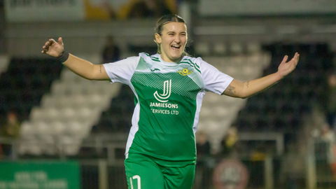 Read the full article - “For us to dig deep and get through to the end is amazing” – Meg Fox’s verdict on a chaotic day in Berkshire