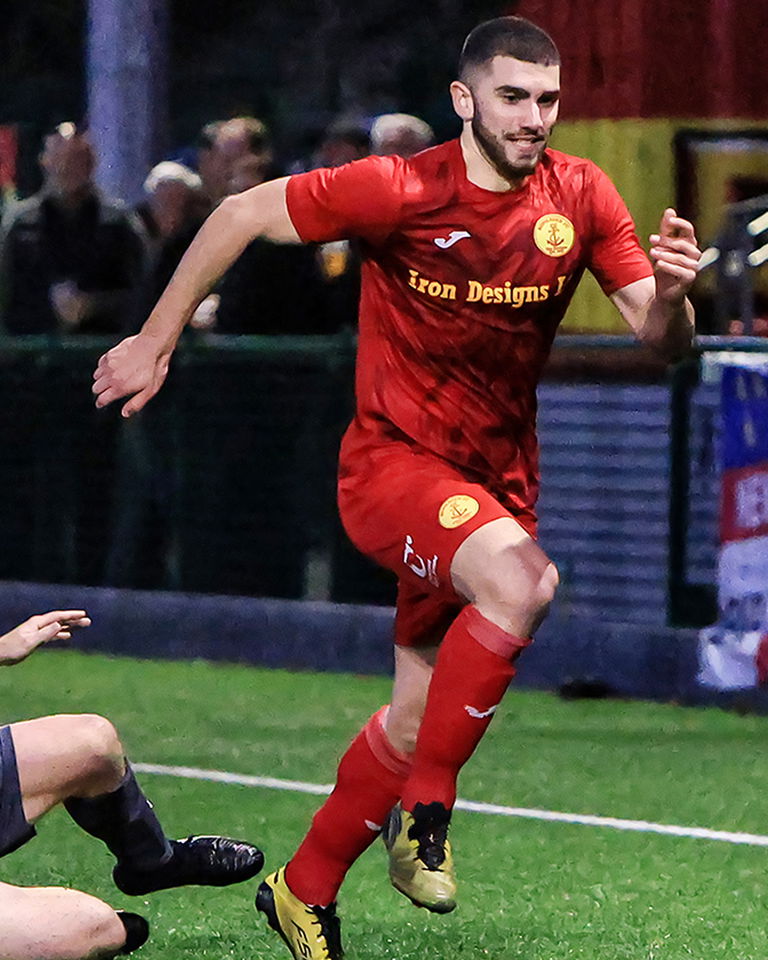 Read the full article - Gallery: Newhaven 6-3 Lingfield