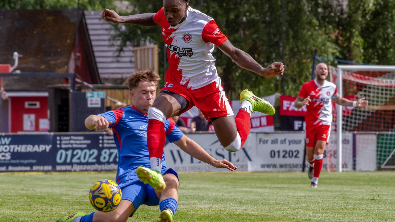 Read the full article - Poole Town 3-0 Fareham Town – Match Photos (part 2)