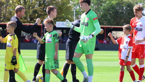 Read the full article - Poole Town 1-1 Evesham United – Match Report