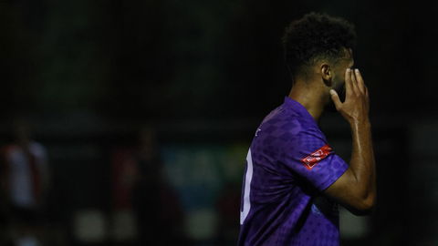 Read the full article - Sholing 4-1 Poole Town – Match Report