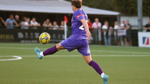 Read the full article - Sholing 4-1 Poole Town: Match Photos