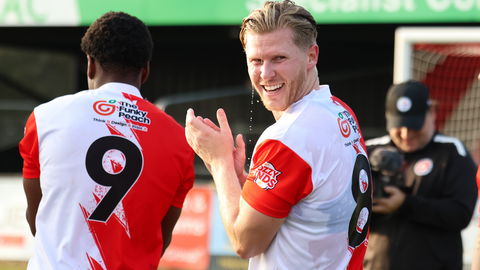 Read the full article - Poole Town 6-0 Weymouth – Match Photos