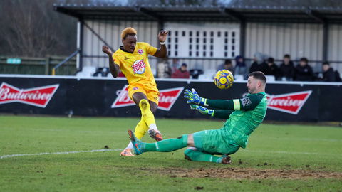 Read the full article - Hanwell Town 1-1 Poole Town – Match Photos