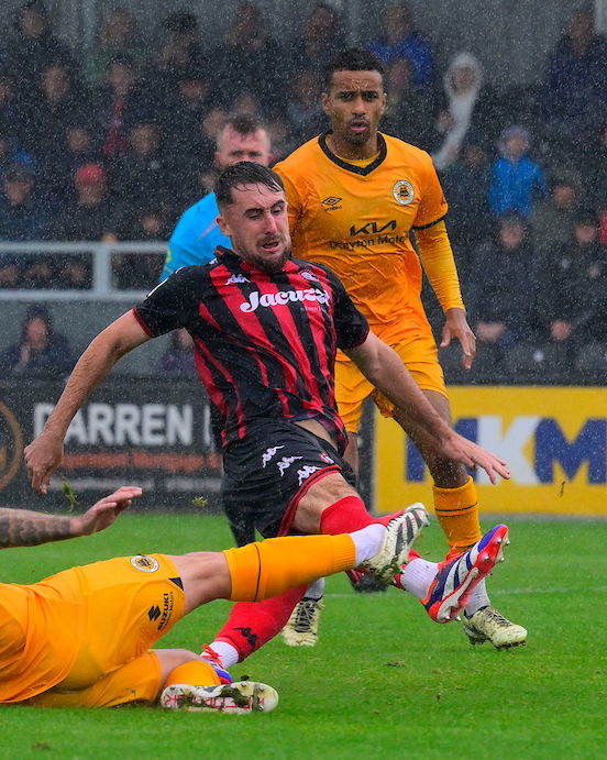 Read the full article - Truro City vs Boston United – Match Gallery