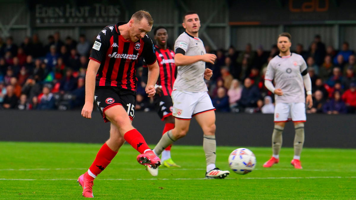 Read the full article - Truro City vs Eastleigh – Match Gallery