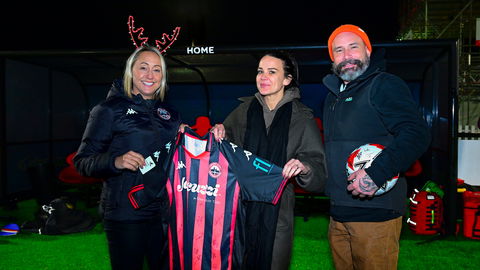 Read the full article - Truro City vs Wealdstone – Commercial Gallery