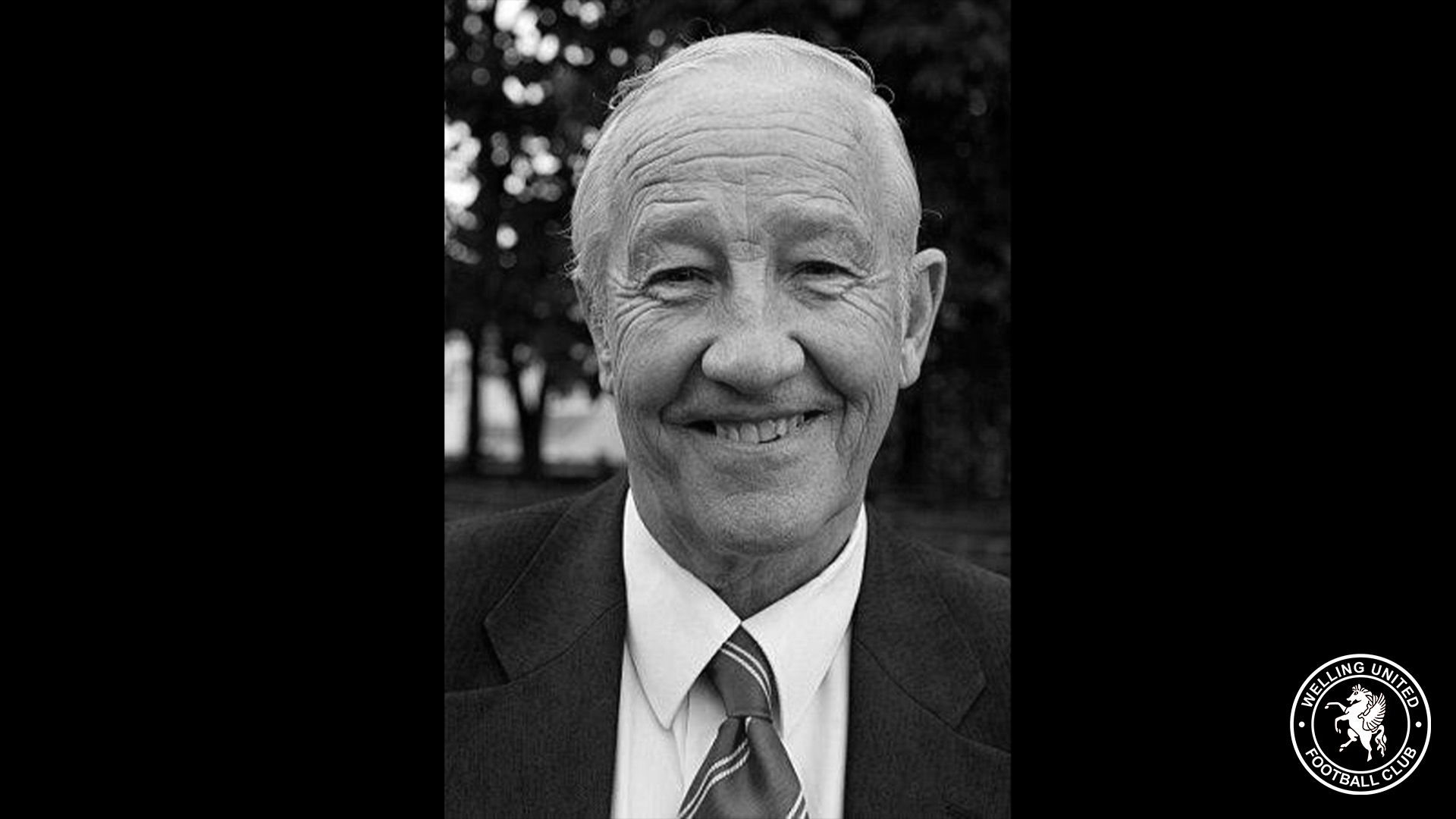 RIP Barrie Hobbins – Welling United