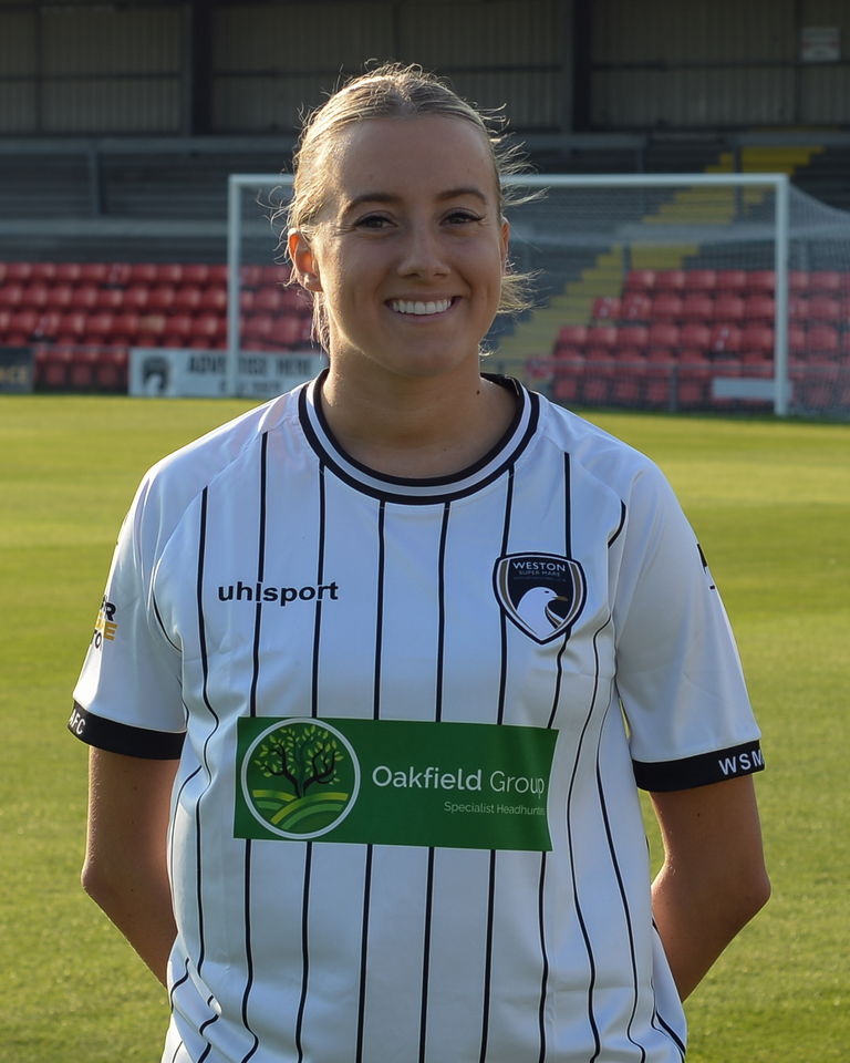 Profile photo of Laura Jones