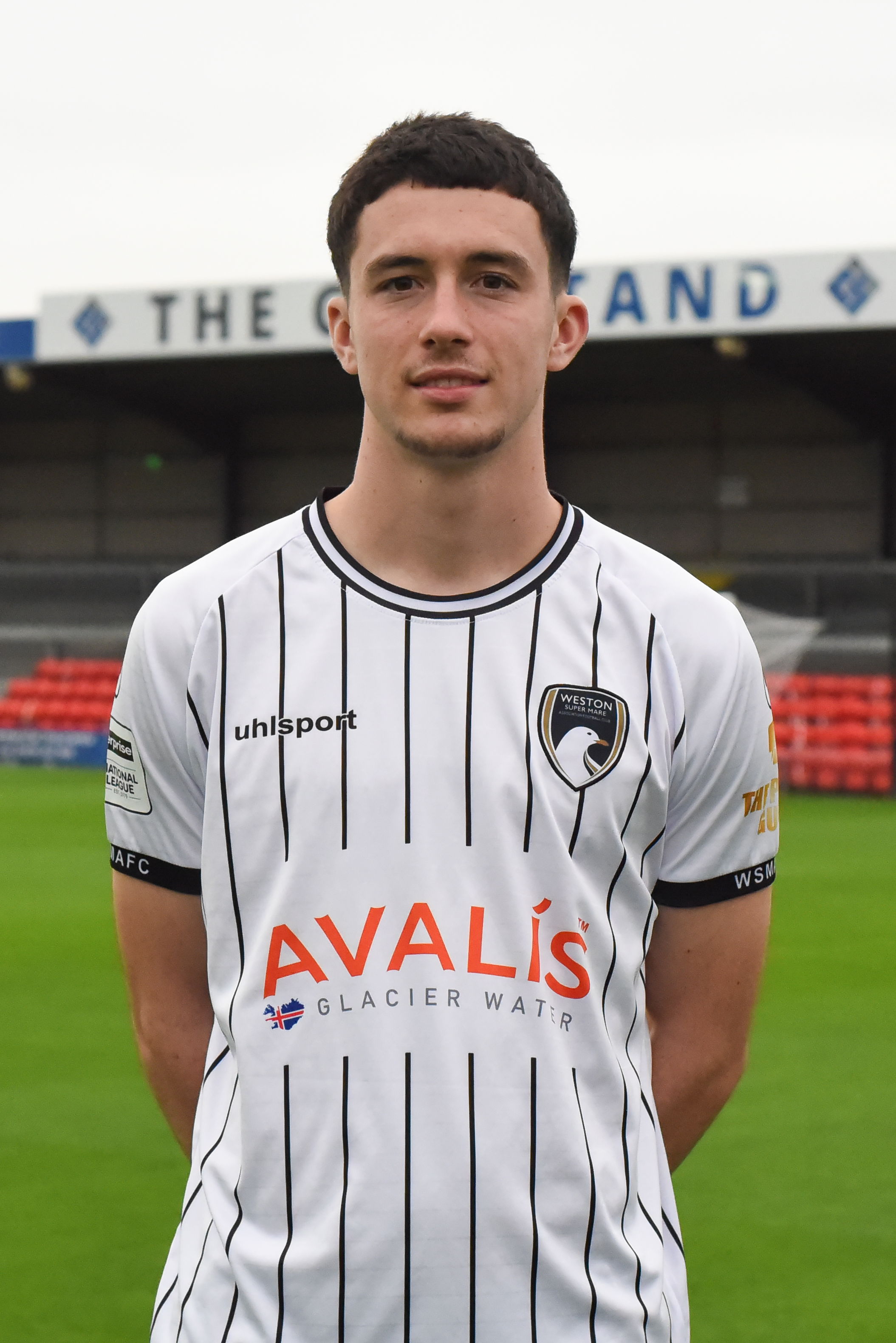 Profile photo of Charlie  Cummins