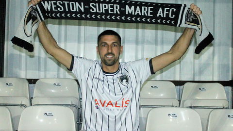 Read the full article - Sercombe swoops in on loan