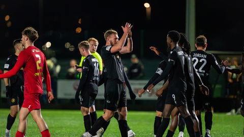 Read the full article - Gallery: Newhaven 0-3 Worthing